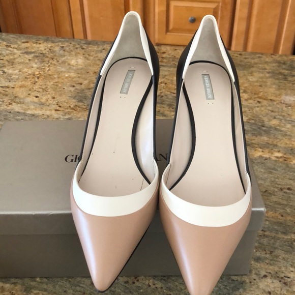 NWT Armani colorblock white black cream heels - Picture 2 of 6